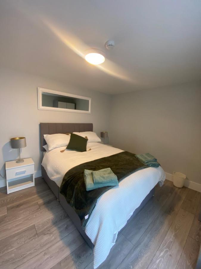 Baxters Apartments Милфорд Екстериор снимка